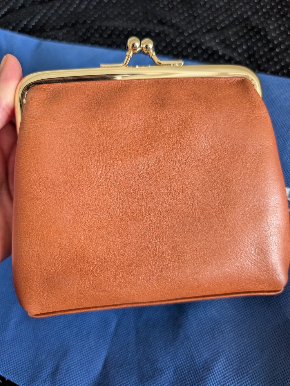 Dooney & Bourke Florentine Barrel Satchel And Kiss lock Pouch - Picture 12 of 13